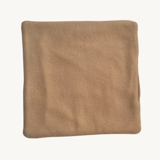 Offrez à votre cochon d’Inde un tapis doux et absorbant avec notre peepad beige foncé. Lavable, réutilisable et parfait pour un environnement propre et sec.
