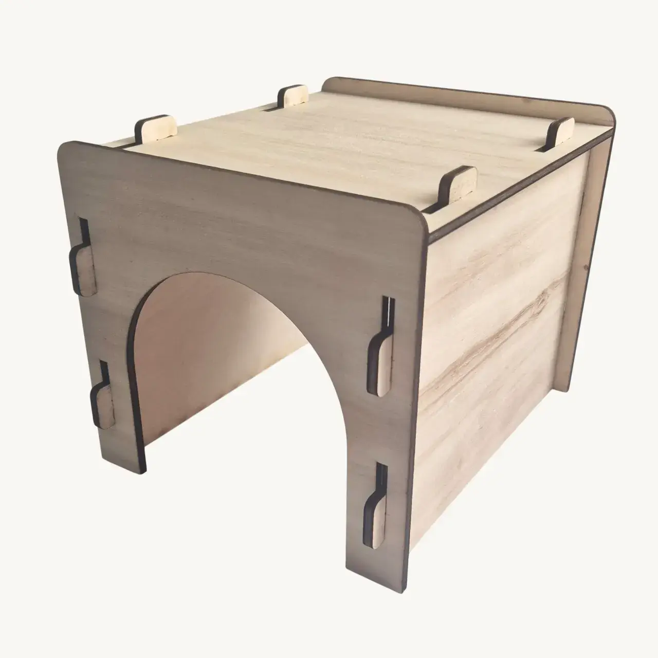 Tunnel en bois pour cochon d’Inde, accessoire naturel et sécurisé, idéal pour le jeu, le repos et l’exploration. Entrées spacieuses et fabrication en bois durable.